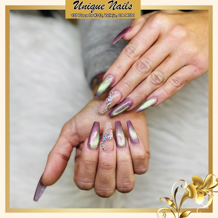 Romance lives in the little moments, and Valentine's nails turn every gesture into something special. 